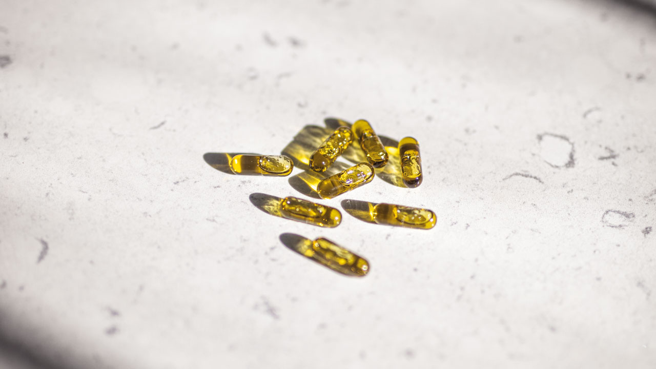 Capsules CBD véganes avec huile de graines de chanvre Capsules CBD véganes avec huile de graines de chanvre
